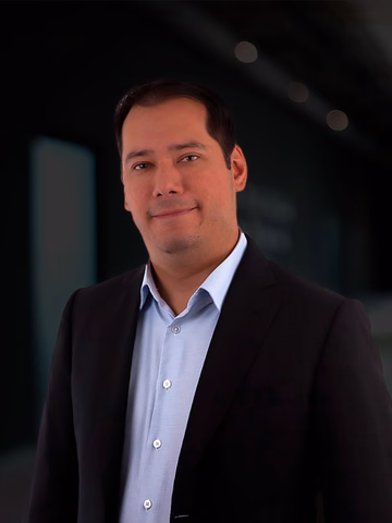 Luis Vivanco